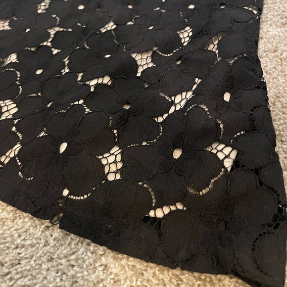 LIV Los Angeles Black lace high neck tank top blouse - Picture 3 of 5